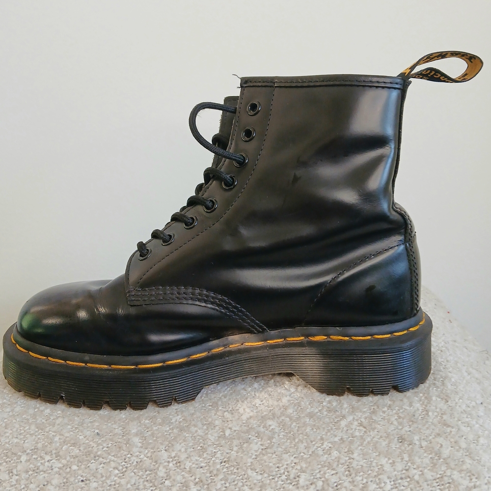 ⚫️💅 Dr. Martens Black Leather Platform Boots Size 8 - Picture 8 of 10
